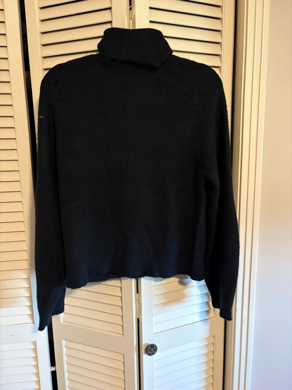 Women's Black Turtleneck Sweater - Cozy Everyday Knit